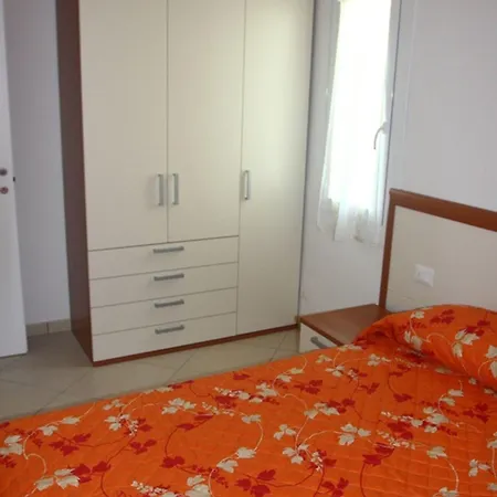 Charming 500m From The * 비비오네