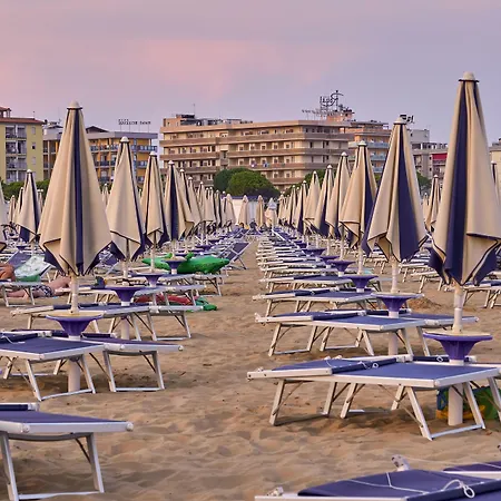 Daire Charming 500mt From The Bibione
