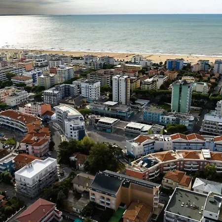 Charming 500mt From The Bibione